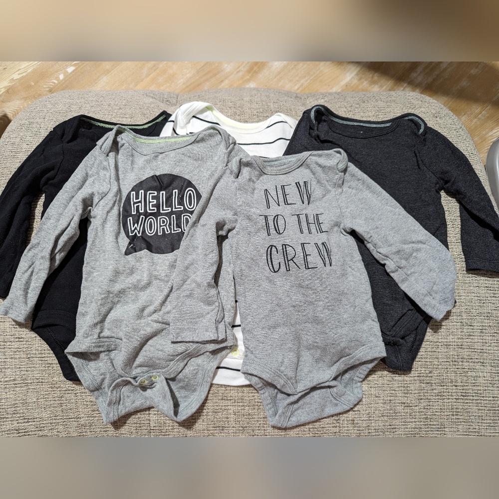 Cloud Island 6-9M Long Sleeve Onesies (5 Piece Bundle)